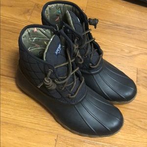 Black sperry duck boots